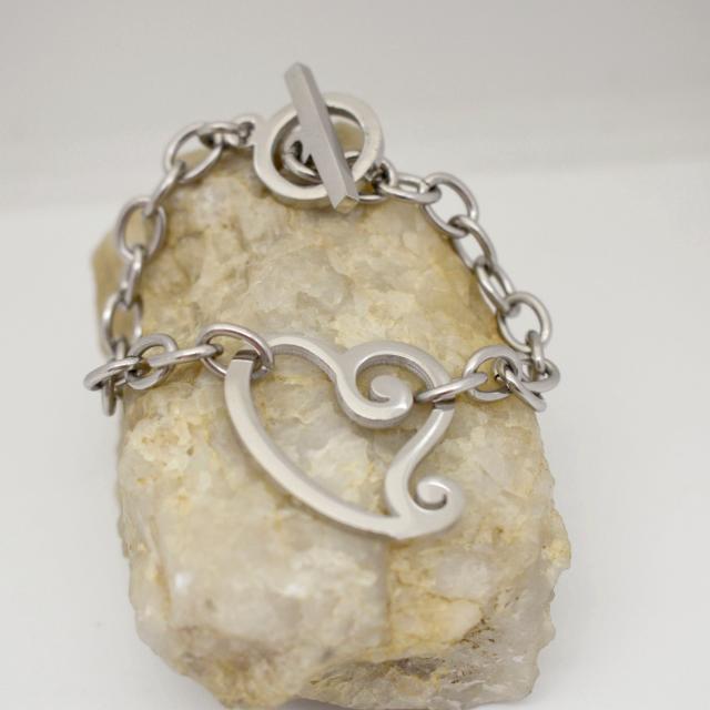 whimiscal heart stainless stee bracelet.jpg